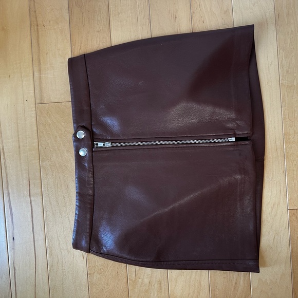 Aritzia Wilfred Free Rekindle Skirt - Picture 3 of 8